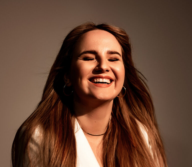 Dlaczego swoje bohaterki sesji transformacyjnych nazywam Boginiami?